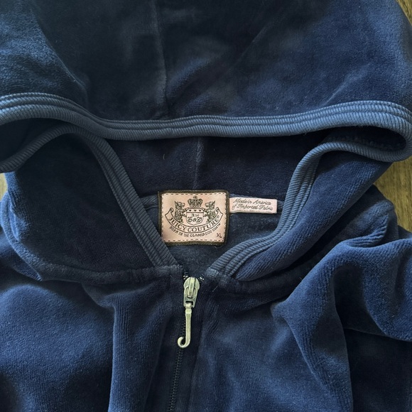 Juicy Couture Velour Zip-up Hoodies size X-large - Picture 3 of 4